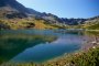 Morskie Oko szlaki: Schronisko w Dolinie Pięciu Stawów Polskich - Schronisko PTTK nad Morskim Okiem  - szlak niebieski. stawy. Autor: Aleksander Kwiatkowski.